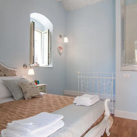 Apartment Baroque Charme House