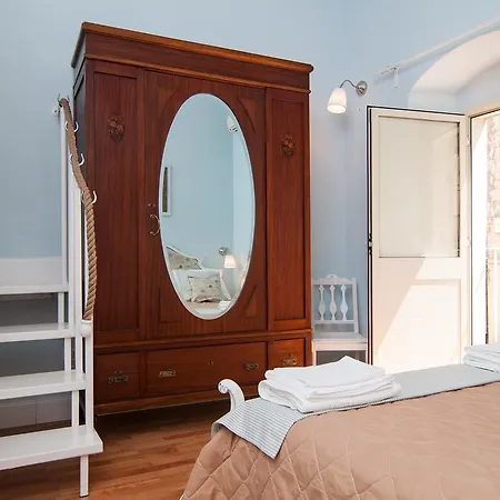 Baroque Charme House Apartment